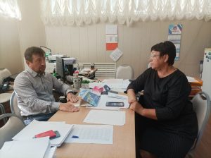 Депутат по избирательному округу №18 Денис Буданов посетил школьную столовую