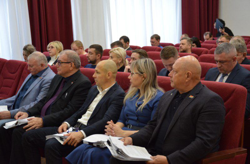 На очередном заседании Думы Артемовского городского округа депутаты обсудили вопросы, связанные с организацией деятельности ТОС в Артеме