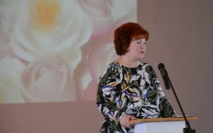 Депутат Альбина Власенко поздравила строительный колледж с юбилеем