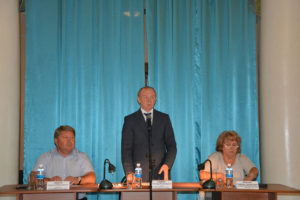 Депутаты приняли участие в заключительной встрече главы округа с жителями Артема