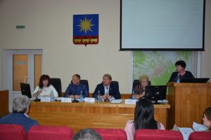 В рамках совместного заседания постоянных комиссий Думы Артемовского городского округа народные избранники рассмотрели 10 вопросов