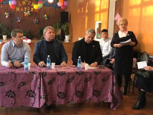 Жители села Олений поблагодарили депутатов и администрацию за работу.