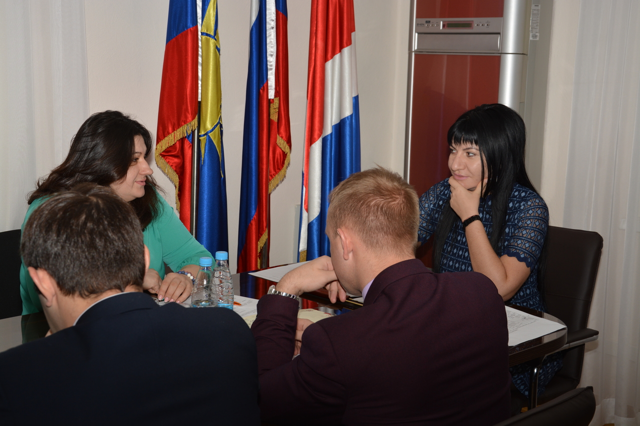 Зарина Фардзинова предлагает отразить деятельность депутатов для отчета Думы Артемовского городского округа за 2018 год.