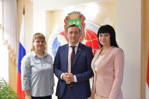 Молодой депутат Артёма Зарина Фардзинова поделится с коллегами из регионов положительной практикой Приморья в продвижении молодежных инициатив
