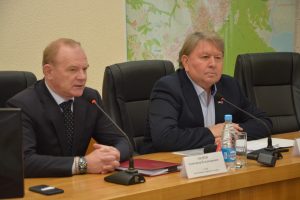 Заседание Думы Артемовского городского округа, на котором народные избранники рассмотрели 6 вопросов.