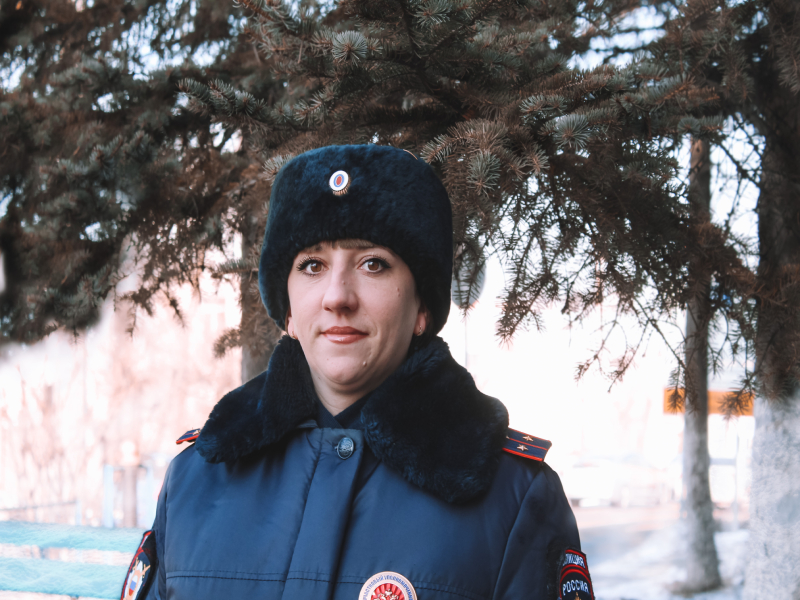 Жительница Артема Приморского края поблагодарила участкового уполномоченного полиции за помощь в урегулировании конфликтной ситуации