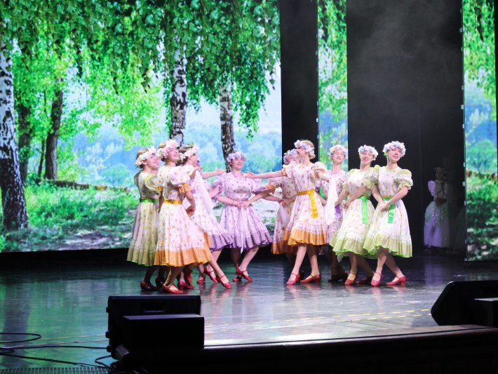 Гала-концерт II городского фестиваля народного творчества «Пасхальный перезвон» прошел в Артеме