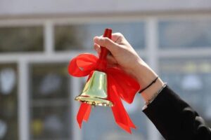 Продажу алкоголя ограничат в день проведения «Последнего звонка»