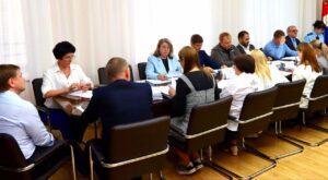 Заседание комиссии по экономической политике и муниципальной собственности состоялось в Думе 26 мая