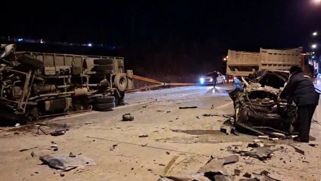 В Артеме Приморского края сотрудники полиции устанавливают обстоятельства ДТП с погибшими