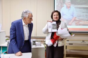 Состоялась презентация книги Почетного гражданина Приморского края и города Артёма Виктора Васильевича Горчакова «ЖИТЬ, ДУМАТЬ, ЛЮБИТЬ»