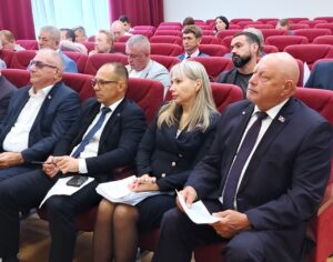 Корректировку городского бюджета утвердили депутаты на заседании Думы 24 сентября