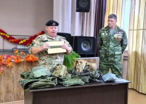 Учащиеся школы для слабовидящих детей передали гуманитарную помощь участникам специальной военной операции
