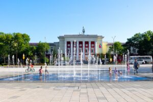 88 лет назад рабочий посёлок имени Артёма получил статус города